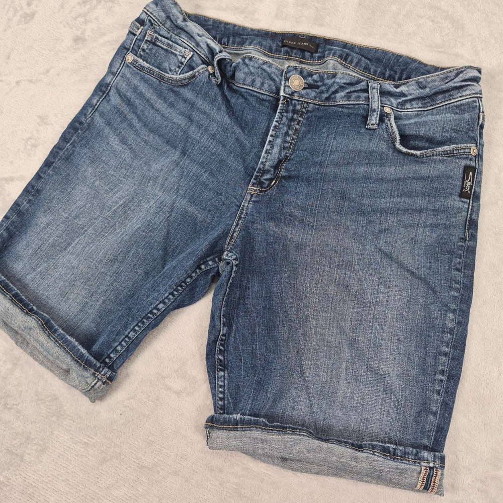 Silver Jeans Co Elyse Bermuda Denim Jean Shorts 31 (36) Medium Wash Long Inseam